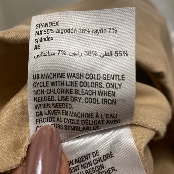 Alfani beige skirt with front slit. BNWT - Picture 6 of 6